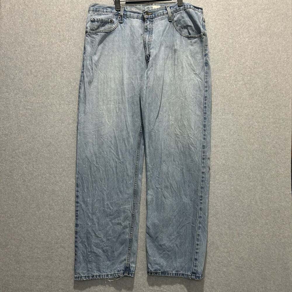 Signature by Levi Strauss & Co. Men’s Straight Leg Light Wash Jeans W38 L30